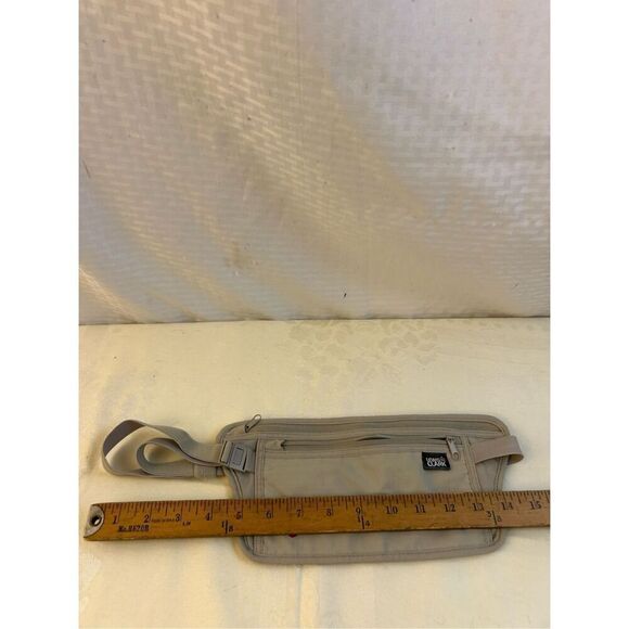 Lewis N Clark Fanny pack waist bag 2 zippers adjustable belt 11x5” packable mone - Picture 3 of 10